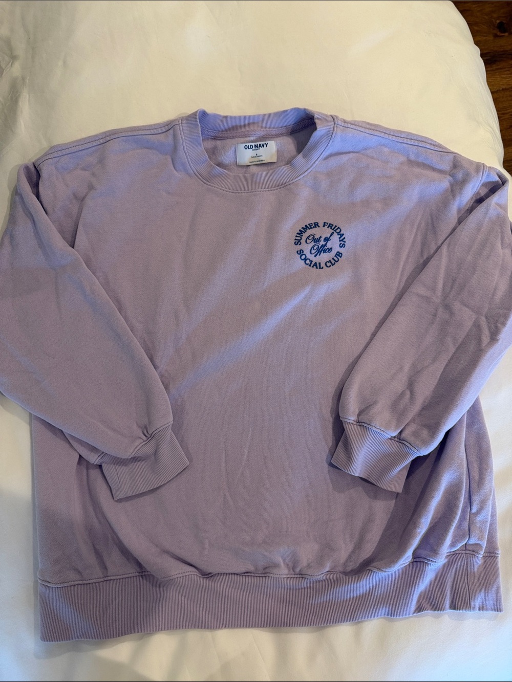 Old Navy Lavender “Out of Office” Crewneck Sweatshirt with Navy Graphic